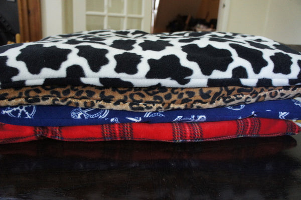 Pet beds (cat or small-medium sized dog)