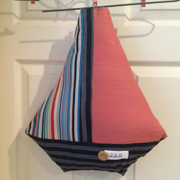 Yacht ahoy! Personalised cushion